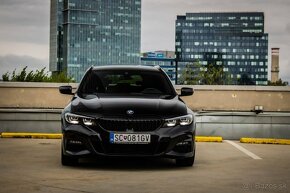 BMW Rad 3 Touring 330i xDrive A/T - 2