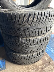 225/55R18 98T - 2