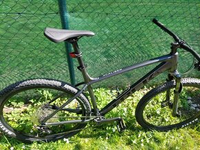 TREK X-Caliber 8 2023 Lithium Grey XXL záruka 18 mesiacov - 2