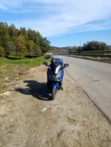 HONDA FORZA 125 11 KW max 120km za hod. - 2