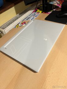 Dell Alienware X17 R1 Herný Notebook + batoh - 2