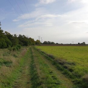 Rekreačný pozemok za Potočnou ul. v Báhoni, 30km od Bratisla - 2