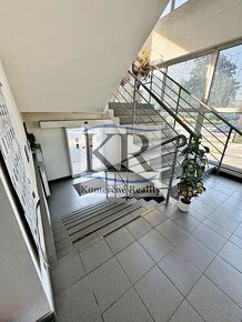 500 m2 - Obchodné priestory na prenájom,  3000,- €/ mes., Tr - 2