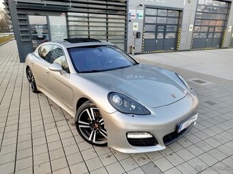 Porsche Panamera 4S 4.8 PDK 4x4 GTS - 2