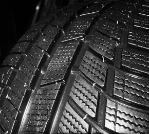 225/45 R19 96W TOYO SNOWPROX S954 M+S - 2