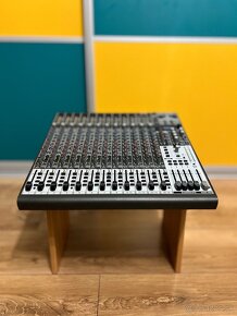 Mixážny pult Behringer xenyx 2442 fx - 2