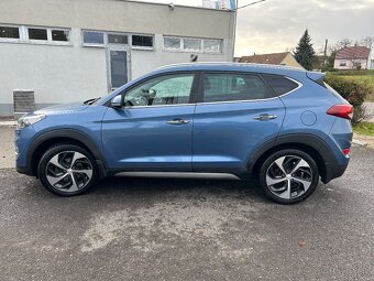 Hyundai Tucson 2.0 CRDi 4x4 PREMIUM - 2