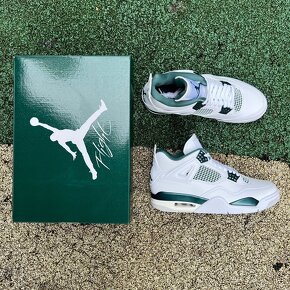 Air Jordan 4 Retro Green - 2