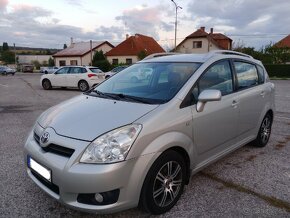 TOYOTA Corolla Verso 1,6 VVT-i benzín - 2