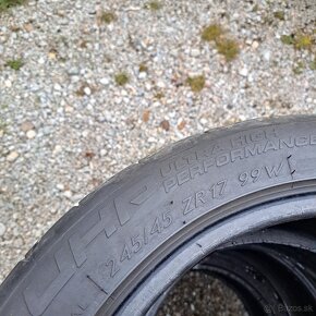 Letne pneu 245/45r17 - 2