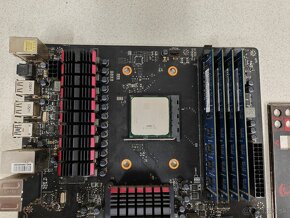 MSI 970 GAMING / AMD FX 8320 EIGHT-CORE / 16 GB RAM - 2