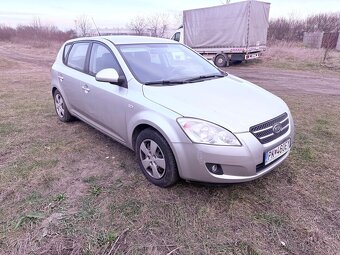 KIA CEED 1.6CRDi 85kw - 2