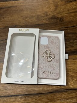 Iphone 12/12Pro Guess obal - 2