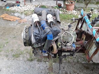 motor + prevodovka na trabant 601 - 2