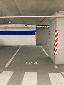 Parkovacie statie / Parking v Eurovea Tower - 2