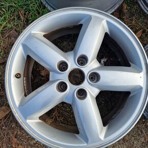 HYUNDAI SANTA FE orig. Alu Sada - 5x114,3 - R17 - 2