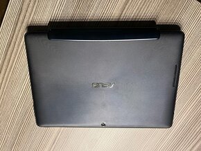 Tablet s klavesnicou Asus - 2