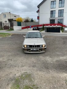 Bmw e30 - 2