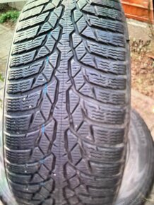 Zimne pneu Nokian 215/55 R17 - 2