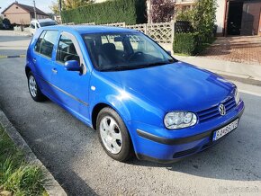 VW Golf 4 - 2