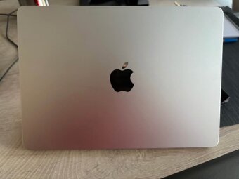 Apple Macbook Air 13" M2 SK 2022 Strieborný - 2