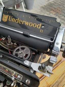 PISACI STROJ 1905-UNDERWOOD -USA - 2