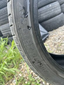 Kumho Ecsta dvojrozmer 225/40 a 255/35 r19 - 2