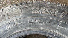 Zimné pneumatiky 225/75 r16 - 2