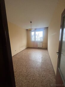 3 izbový byt 80m2 na prerabku - 2