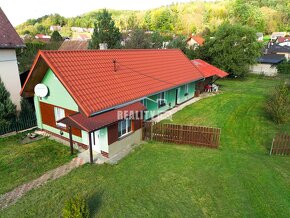 Exkluzívne na predaj rodinný dom s pozemkom 924 m2, Žilina - - 2