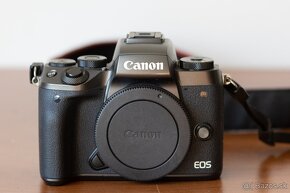 CANON EOS M5 - 2