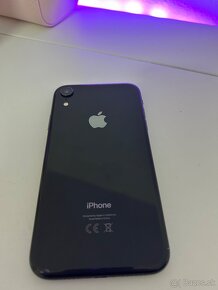 iPhone XR 64gb čierny - 2