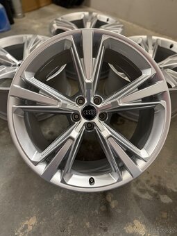 Hliníkové disky Audi 5x112 R21 Audi Q8 , SQ8 , RSQ8 - 2