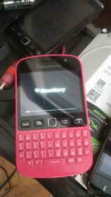 2 kusy BlackBerry 9720 Samoa na diely. - 2