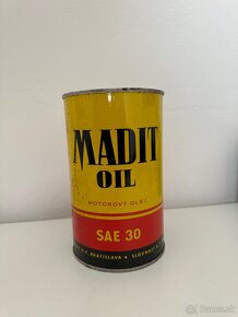 Stará plechovka Slovnaft Madit Oil plná - 2