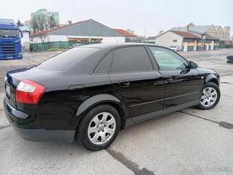 Predám Audi A4 B6 1.9 TDI Highline 74kw M5 5d - 2