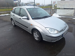 Ford Focus 1.6 Zetec SE Trend - 2