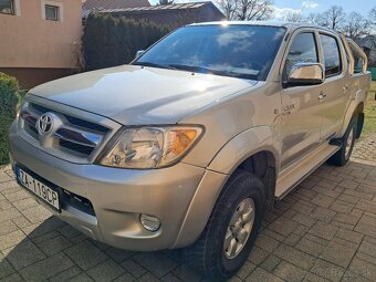 Toyota hilux 2,5 - 2