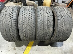 Bridgestone Blizzak LM001 275/45 R20 110V RFT - 2