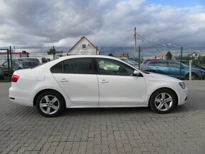 Volkswagen Jetta 1.6 TDI Trendline - 2