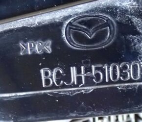 mazda 3 svetlo 8 pin 2019+ - 2