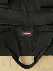 CESTOVNÁ TAŠKA EASTPAK 60L - 2