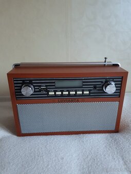 Rádio v retro štýle - 2