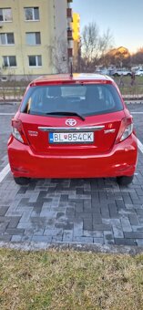 Toyota Yaris 1.0l / 2011 - 2