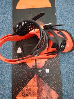 predam damsky profi snowboard BURTON Feelgood 146 - 2