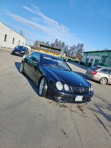 Mercedes Benz CL500 V8 - 2