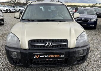 Hyundai Tucson 2,0 CRDI 4x4 AUTOMAT, TAŽNÉ nafta automat - 2