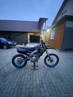 Yamaha YZ250F - 2