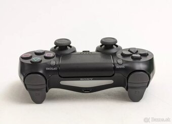 PS4 ovládač - 2