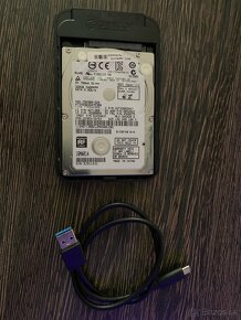 Predám externý 2,5-palcový pevný disk 320GB - 2